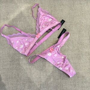 Lounge bra and panty set